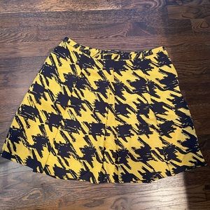 Club Monaco Houndstooth Pleated Skirt